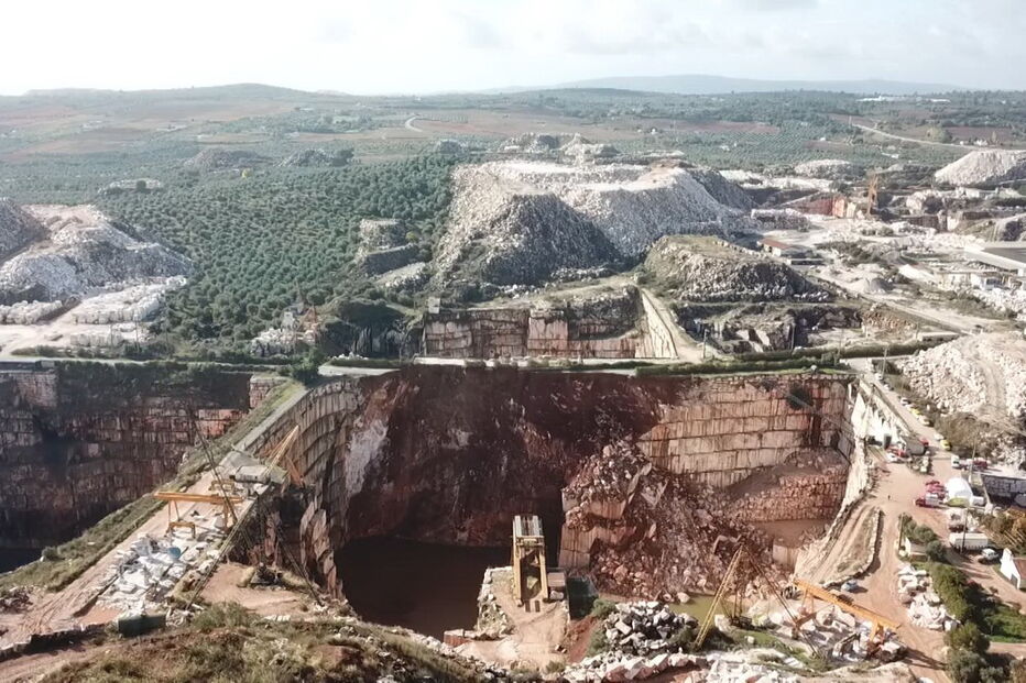 Imagens aéreas mostram tamanho da pedreira de Borba