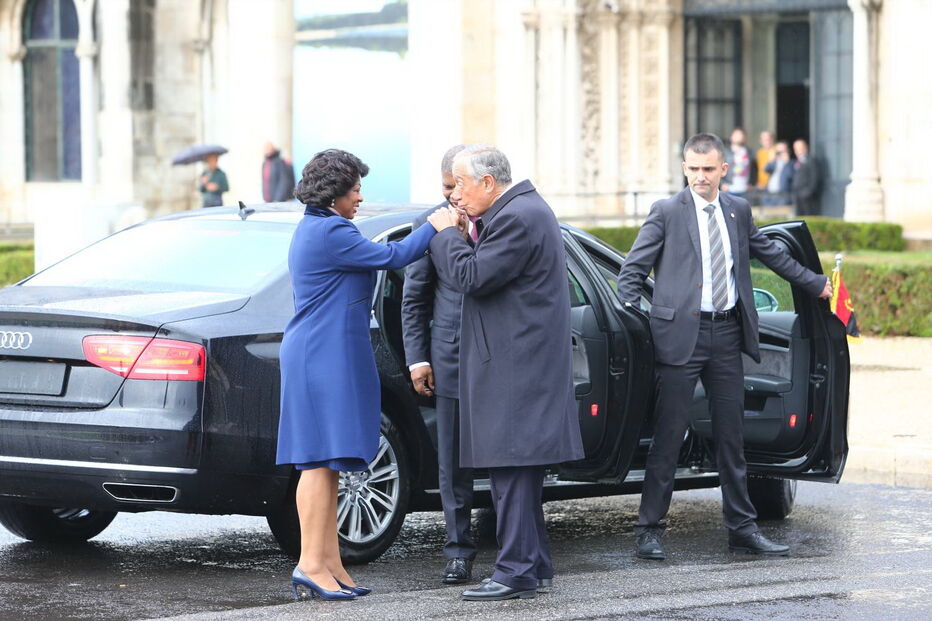 Presidente de Angola já está em Lisboa para visita oficial