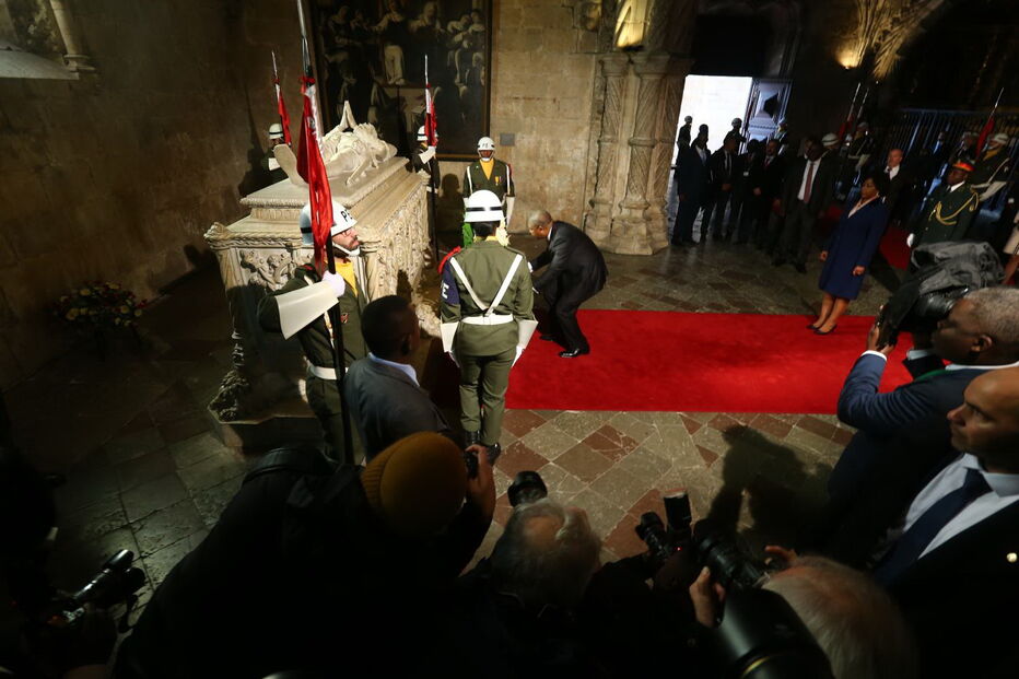 Presidente de Angola já está em Lisboa para visita oficial