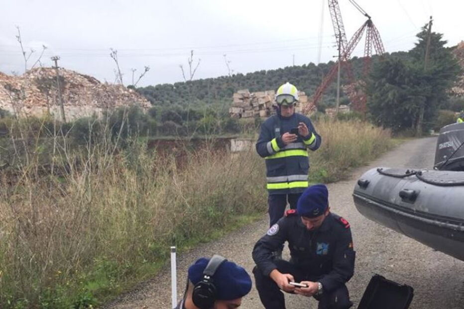 Sonda autónoma submarina  dos mergulhadores da Marinha 