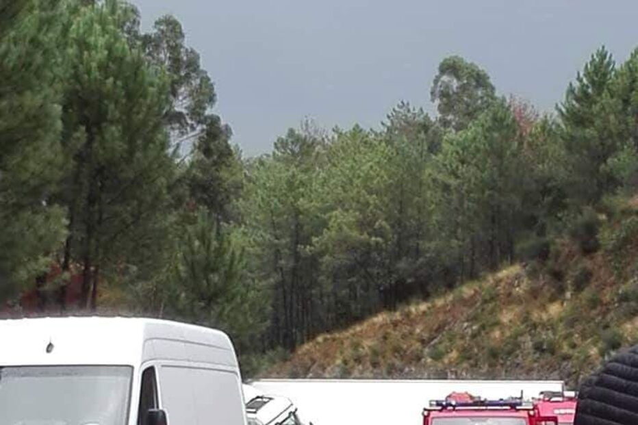 Colisão mata uma pessoa e deixa outra em estado grave em Barcelos 