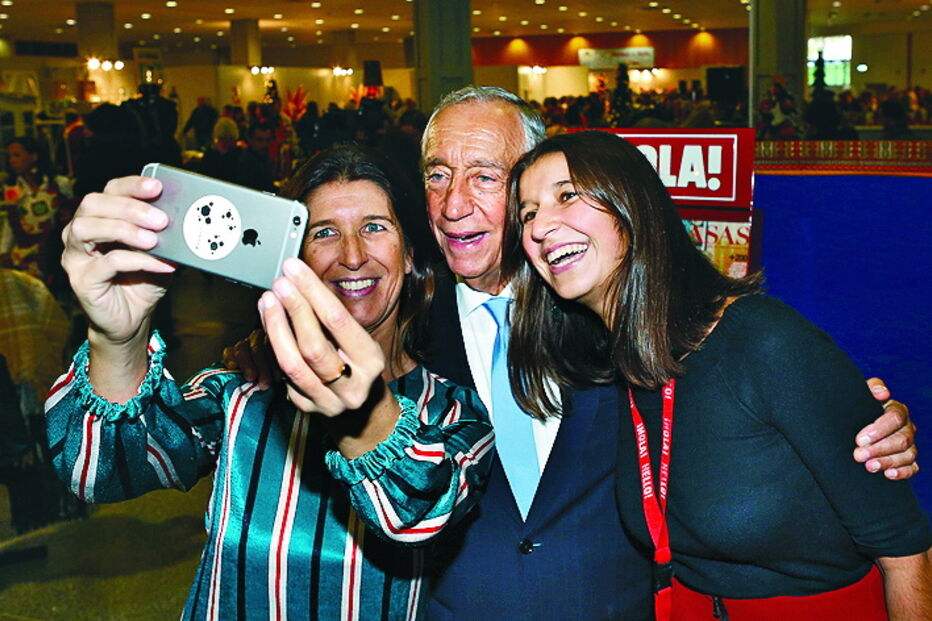 As habituais selfies do presidente Marcelo