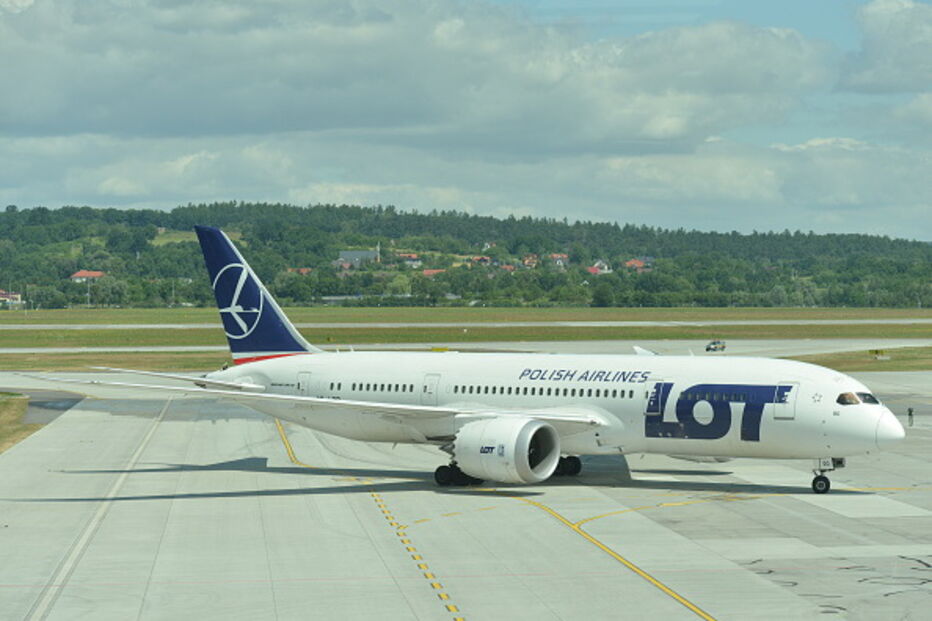 Avião da companhia polaca LOT