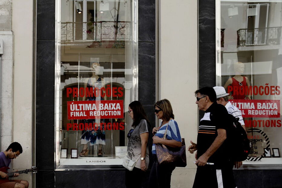 12-03-2014_19_03_57 24 Saldos compras lojas.jpg