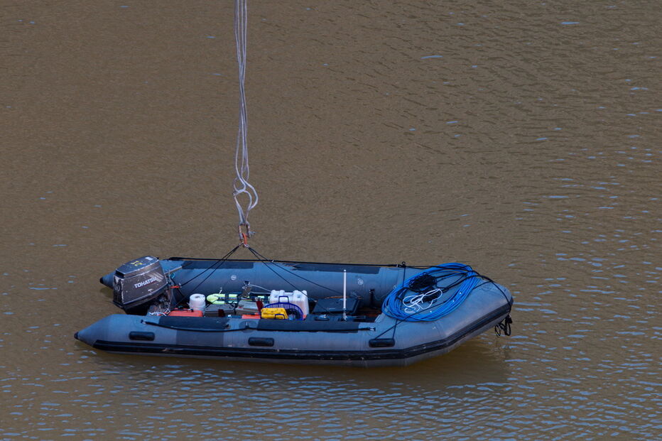 Marinha Portuguesa realiza operações de resgate em pedreira de Borba