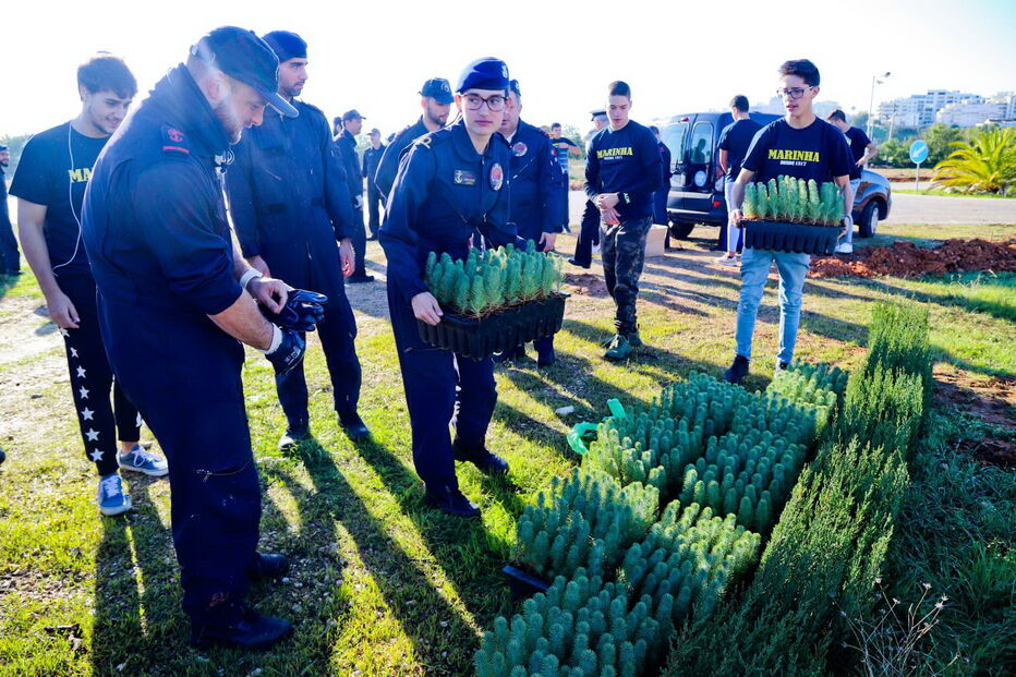 1300 árvores autóctones plantadas junto ao Arade em Portimão