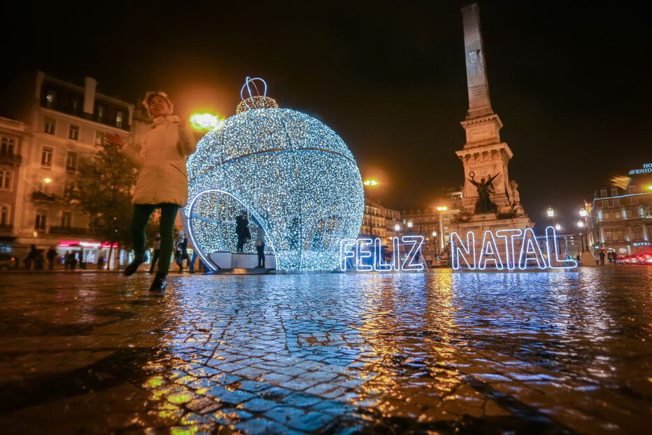 Lisboa inaugura iluminação de Natal