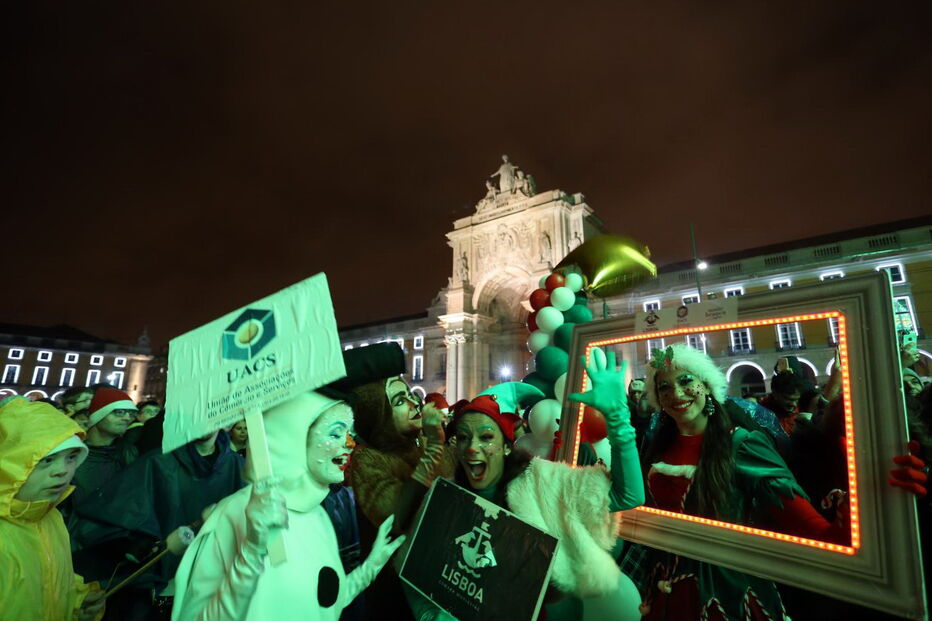 Lisboa inaugura iluminação de Natal