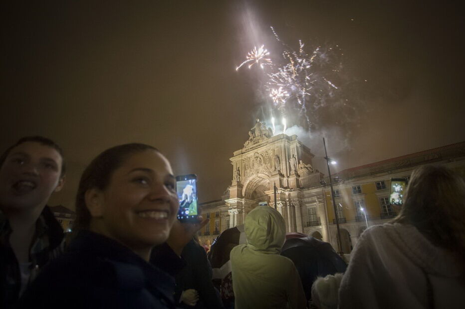 Lisboa inaugura iluminação de Natal
