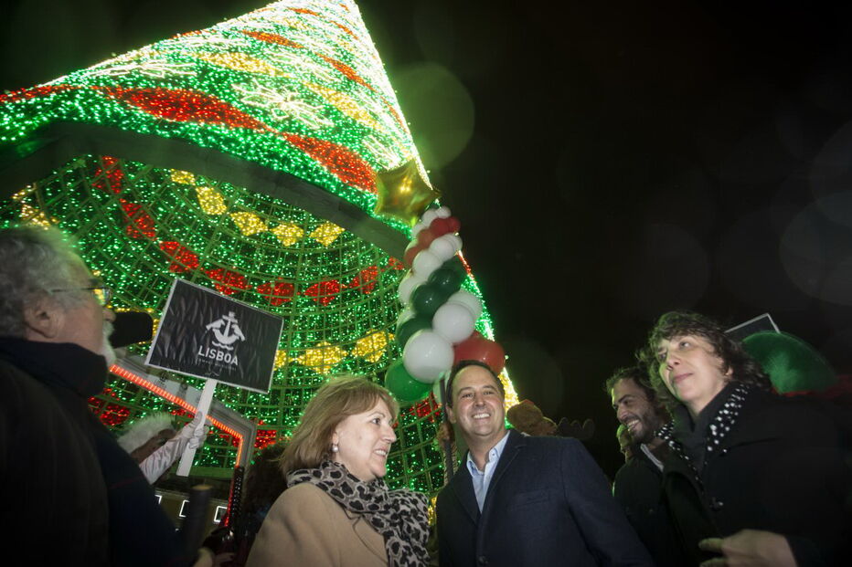 Lisboa inaugura iluminação de Natal