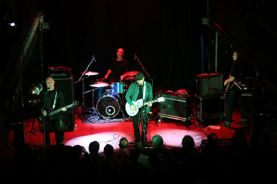 Quarteto britânico, Wire, apresentou este sábado, no RCA Club de Lisboa, o último trabalho 'Silver/Lead'.