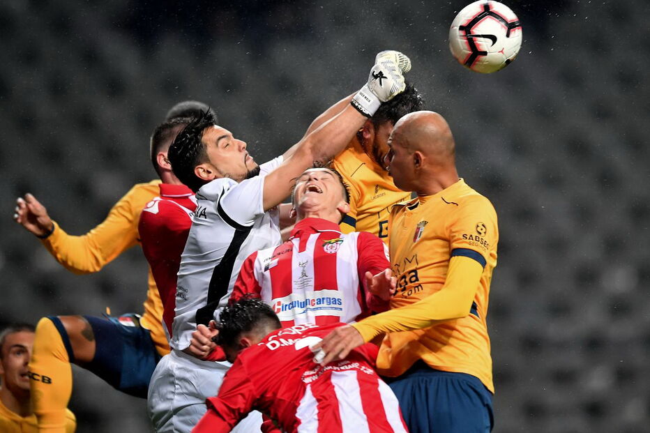 Braga vence Praiense com golo ao minuto 89'