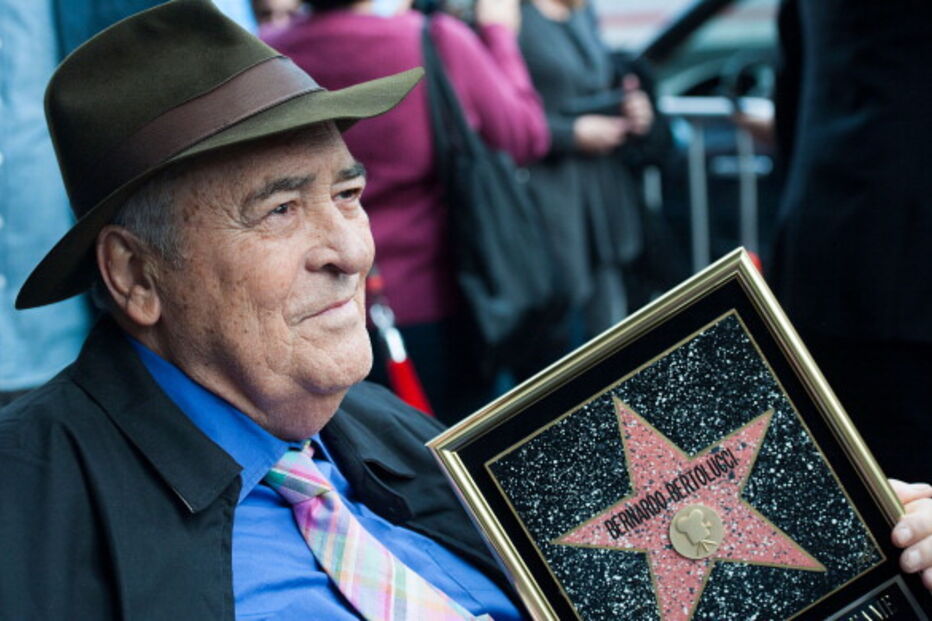 Morreu esta segunda-feira, aos 77 anos, o realizador italiano Bernardo Bertolucci