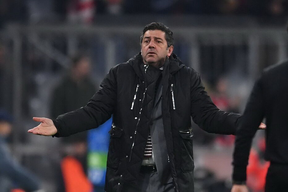 Rui Vitória no jogo do Benfica com o Bayern de Munique