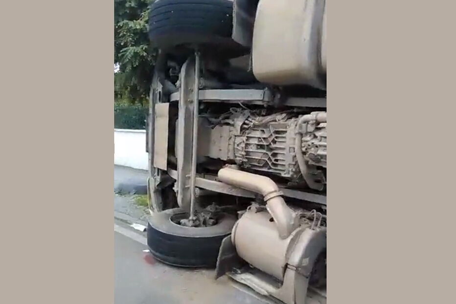 Camião despista-se em Elvas