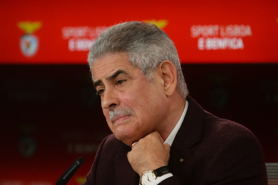 Rui Vitória fica no Benfica. “Meditei... foi uma luz”, diz Vieira