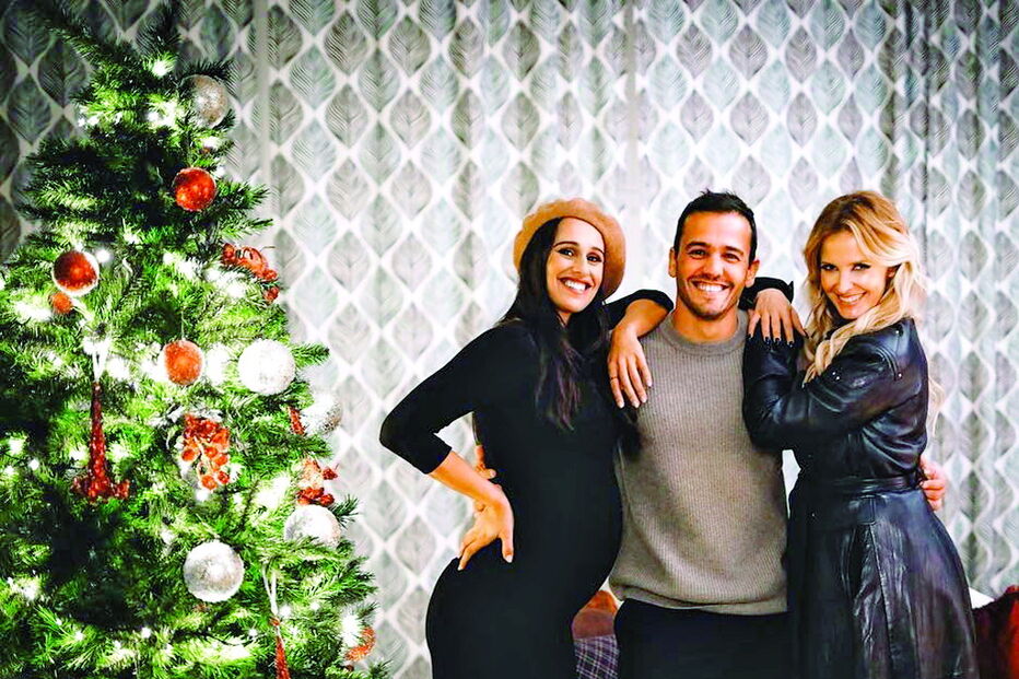 Agência reuniu famosos para celebrar a quadra natalícia   