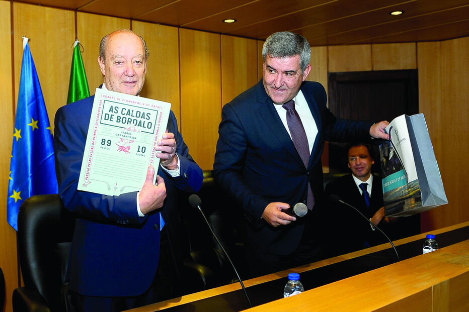 Pinto da Costa esteve ontem no 15º aniversário da Casa do FC Porto Dragões do Oeste, nas Caldas da Rainha