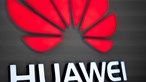 Huawei 'em discussão' com Google para responder às interdições de Washington