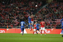 Jogadores em ação no Benfica - Feirense