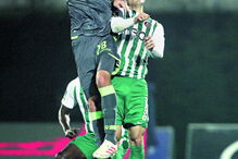 Jogadores em ação no jogo do Sporting contra o Rio Ave