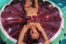 Irmãs gémeas Masha e Dash Ledeneva