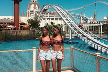 Irmãs gémeas Masha e Dash Ledeneva