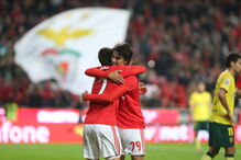 Encarnados celebram golo de João Félix