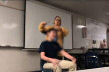 Professora Margaret Gieszinge detida por cortar cabelo a aluno