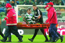 Wendel saiu de maca do relvado mas quis voltar a entrar, o que não agradou aos médicos da equipa leonina 