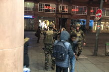 Tiroteio em mercado de Natal faz um morto e seis feridos no centro de Estrasburgo 