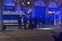 Tiroteio em mercado de Natal no centro de Estrasburgo 