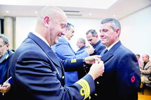 Tripulantes do salva-vidas receberam medalhas 