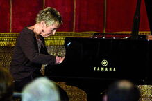 Maria João Pires, a mais conceituada pianista portuguesa, regressou a casa em grande forma 