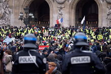 Manifestação dos coletes amarelos em França