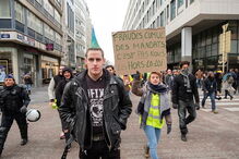 Polícia belga 'responde' com gás lacrimogéneo a manifestantes da 