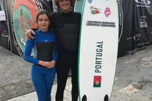 Marta Paço, a menina cega que conquistou medalha de bronze em Campeonato de Surf 