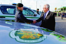 Ministro Eduardo Cabrita fez a entrega das novas viaturas na segunda-feira   