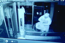 Ouro, prata e relógios foram furtados pelo gang