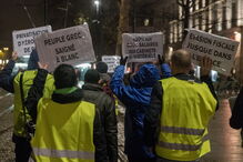 Coletes Amarelos manifestam-se em França