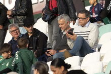 José Mourinho assistiu no Bonfim ao jogo entre o Vitória de Setúbal e o Santa Clara