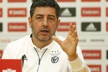 Rui Vitória espera um jogo difícil, hoje à tarde no Estádio da Luz 