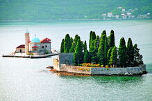 Ilha de nossa senhora das rochas foi construída por pescadores no século XVII 