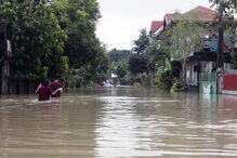 Tempestade tropical nas Filipinas faz 22 mortos e deixa rasto de destruição