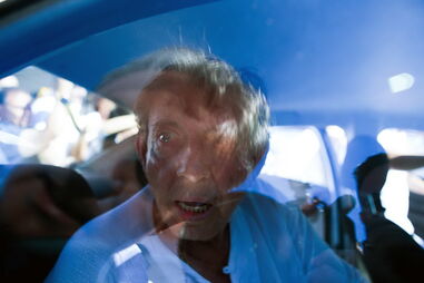 Médium brasileiro acusado de abusar de centenas de crianças e adultas tem presião decretada