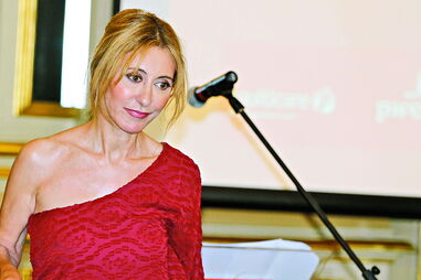 Livro ‘Político Esfaqueado ou É Morto ou É Eleito’ tem Jair Bolsonaro, o presidente eleito do Brasil, como figura central