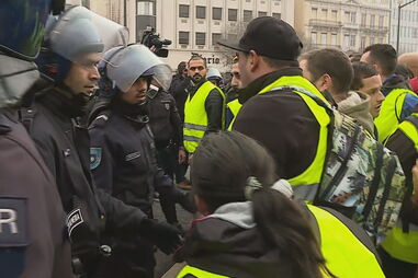 Confrontos entre polícia e 'coletes amarelos' no Marquês de Pombal em Lisboa