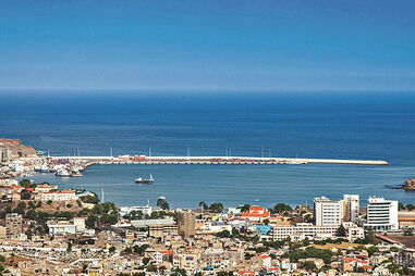 Cabo Verde e Portugal aproximam universidades e empresas para facilitar emprego jovem