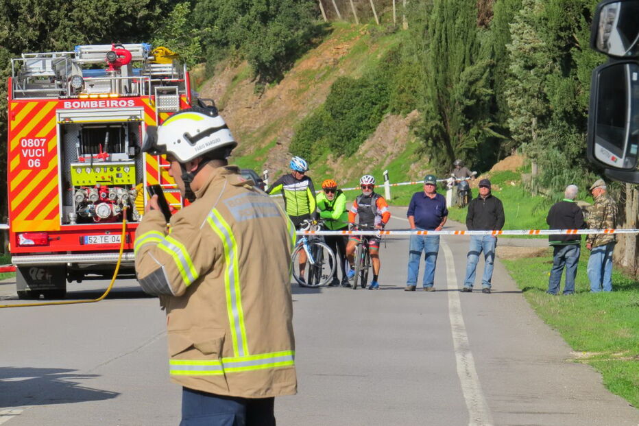 Acidente entre caro e camião mata casal em Portimão