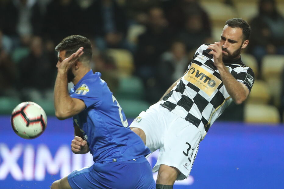  Jogadores em ação no dérbi entre Boavista e FC Porto
